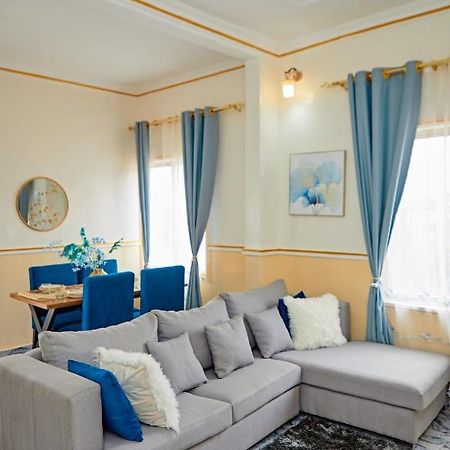 Appartement Avec Vue Panoramique Two Or Three Rooms Yaoundé エクステリア 写真