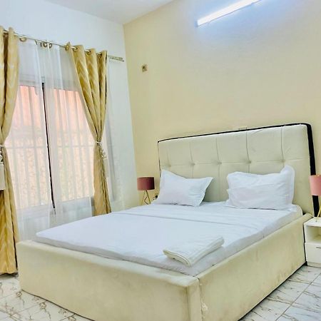 Appartement Avec Vue Panoramique Two Or Three Rooms Yaoundé エクステリア 写真