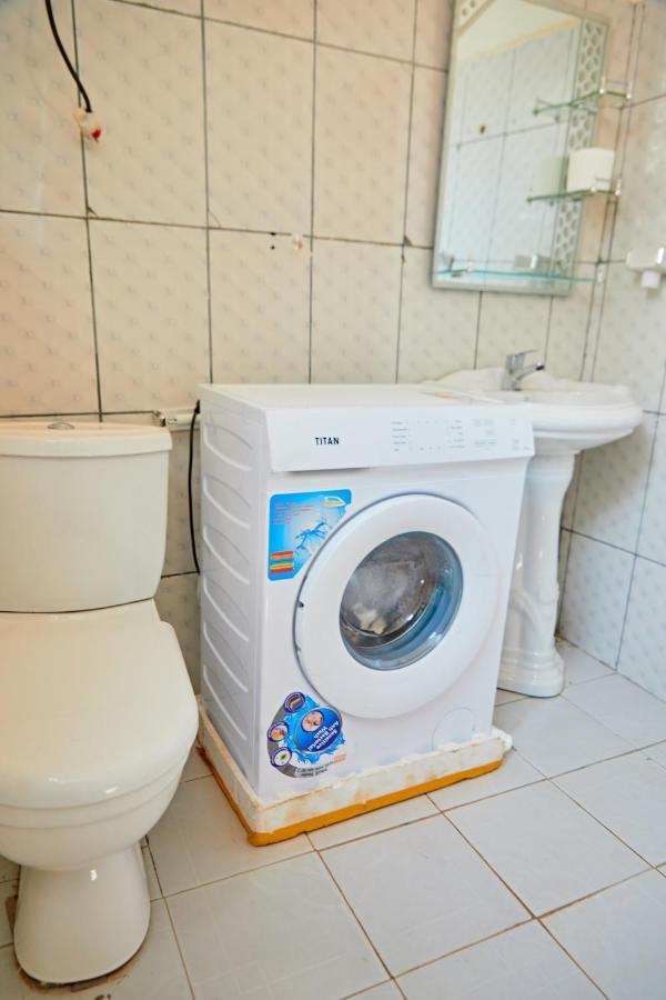 Appartement Avec Vue Panoramique Two Or Three Rooms Yaoundé エクステリア 写真