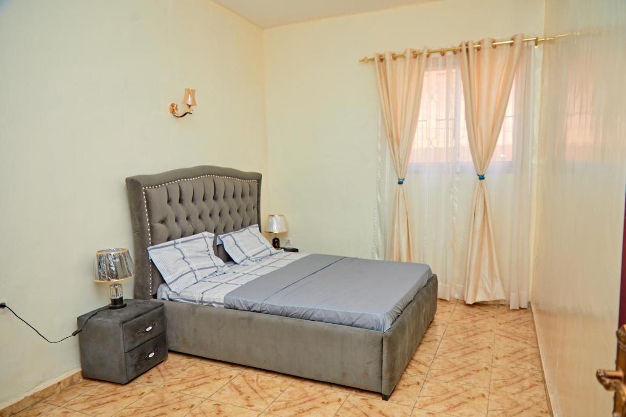 Appartement Avec Vue Panoramique Two Or Three Rooms Yaoundé エクステリア 写真