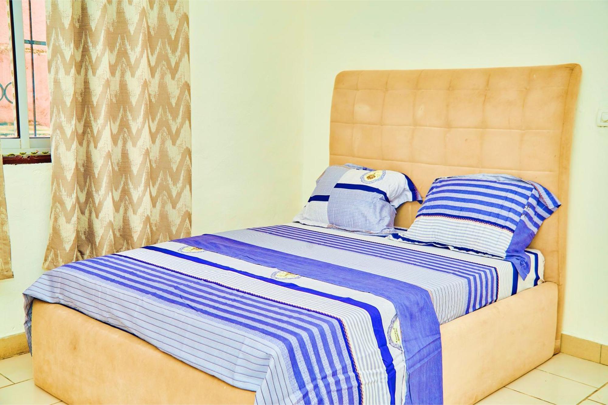 Appartement Avec Vue Panoramique Two Or Three Rooms Yaoundé エクステリア 写真
