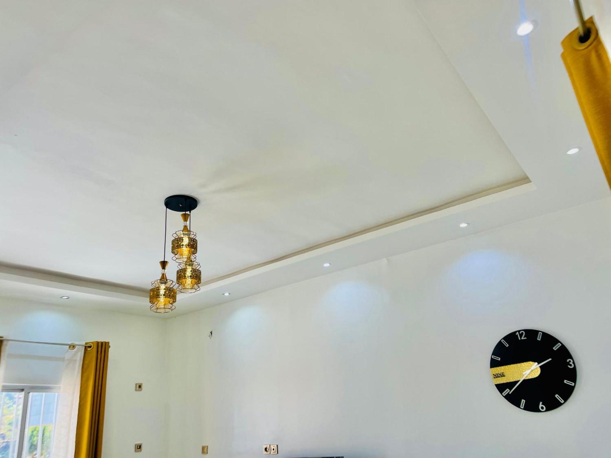 Appartement Avec Vue Panoramique Two Or Three Rooms Yaoundé エクステリア 写真