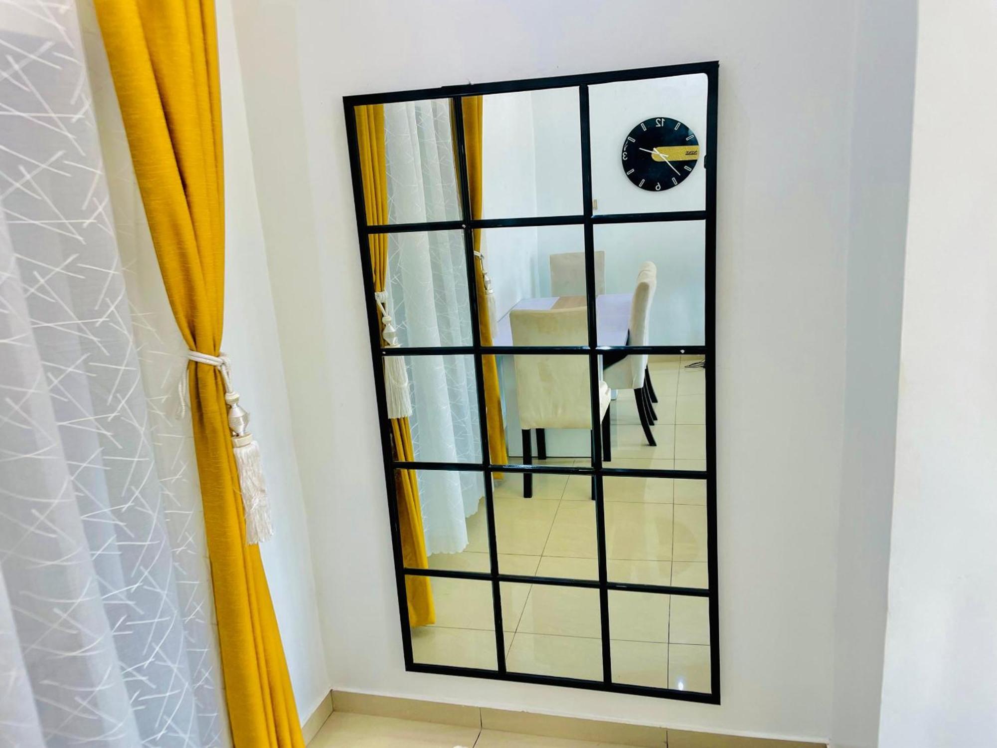 Appartement Avec Vue Panoramique Two Or Three Rooms Yaoundé エクステリア 写真